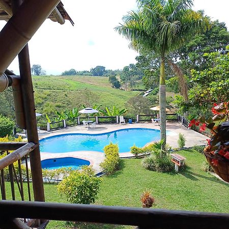 Finca Hotel Palmas Frente A Panaca Quimbaya Εξωτερικό φωτογραφία