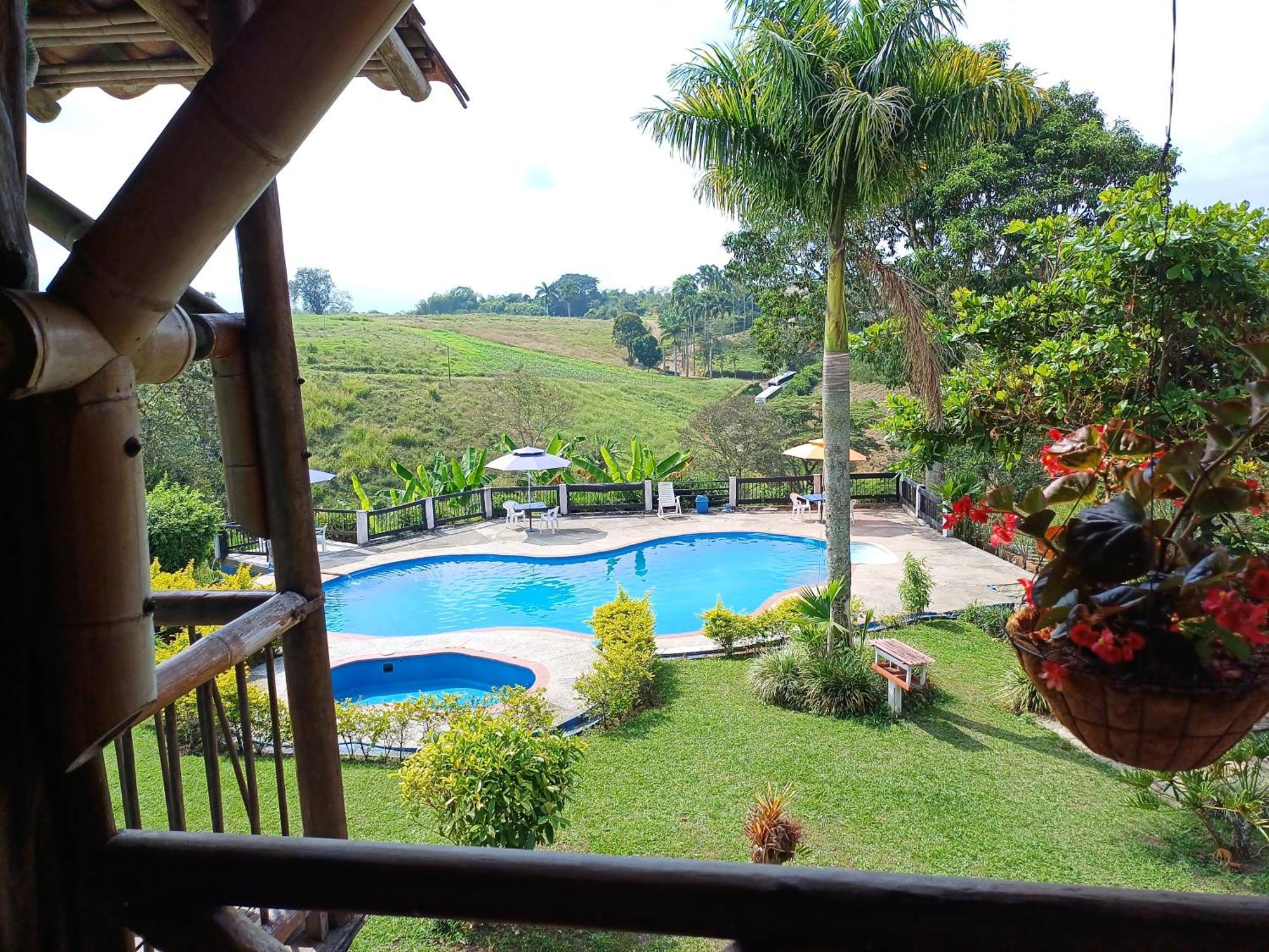 Finca Hotel Palmas Frente A Panaca Quimbaya Εξωτερικό φωτογραφία